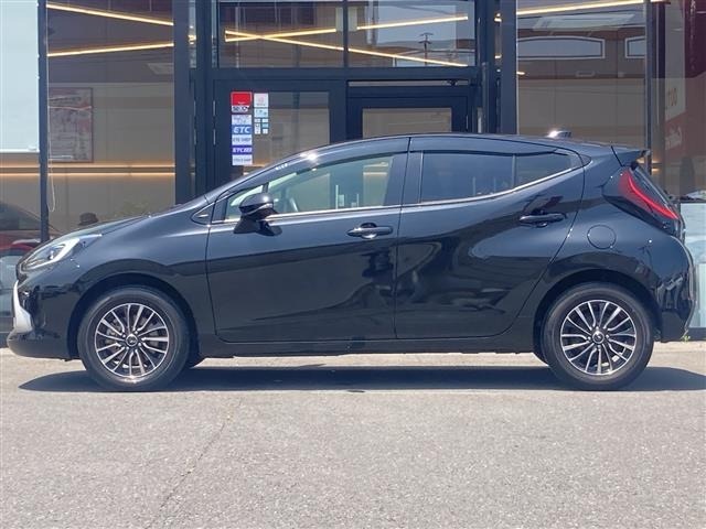 Toyota AQUA 2021 8174680-2
