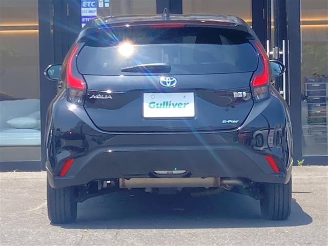 Toyota AQUA 2021 8174680-4