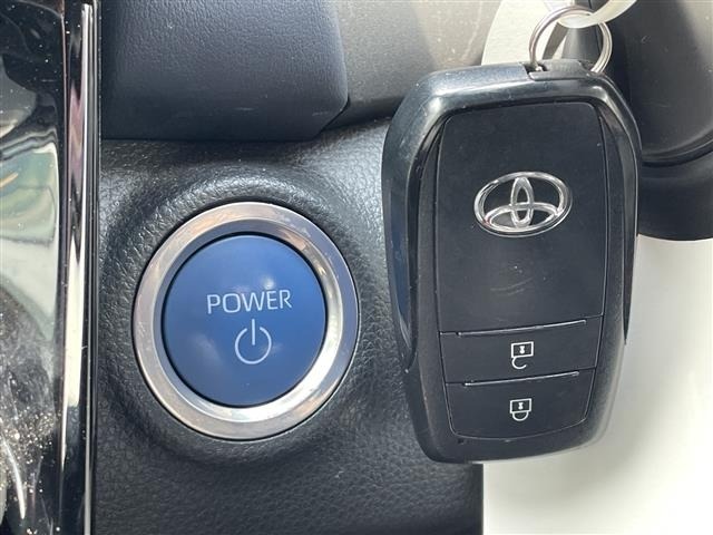Toyota AQUA 2023 8174681-11