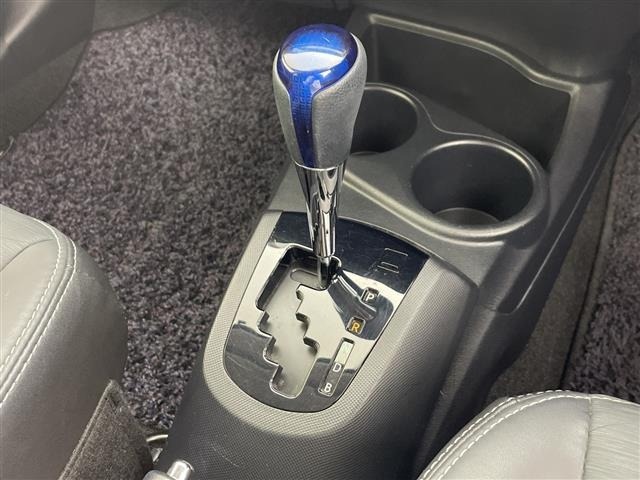 Toyota AQUA 2015 8174683-9