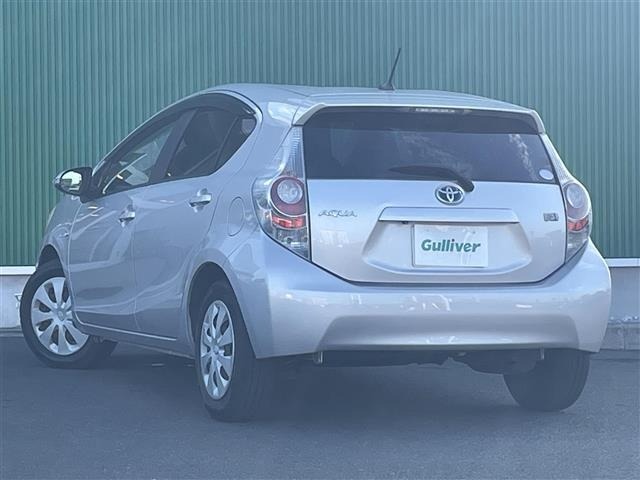 Toyota AQUA 2012 8174684-14