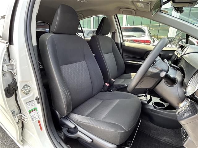 Toyota AQUA 2019 8174686-4
