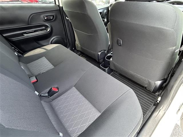 Toyota AQUA 2019 8174686-6
