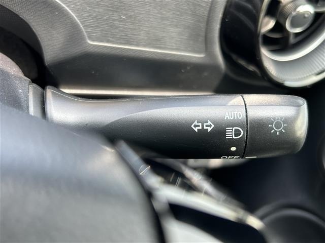 Toyota AQUA 2019 8174686-8