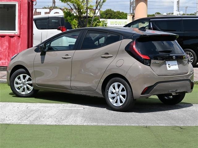 Toyota AQUA 2026 8174689-14