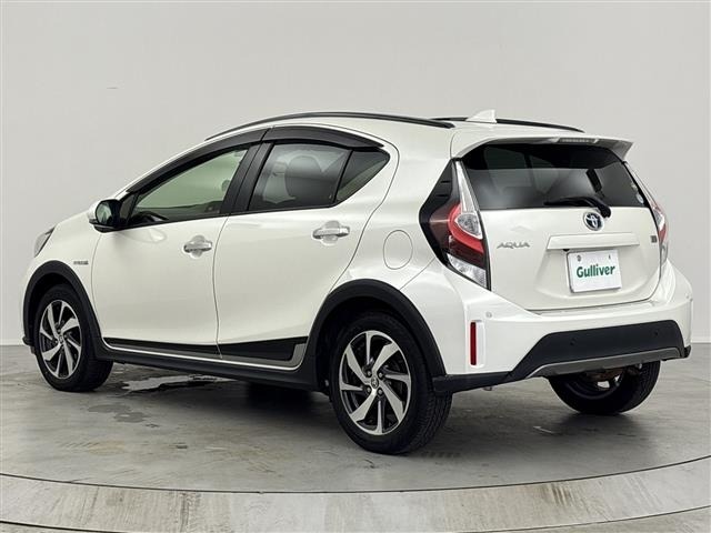 Toyota AQUA 2020 8174690-2