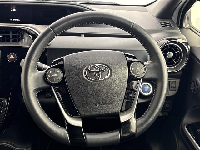 Toyota AQUA 2020 8174690-4