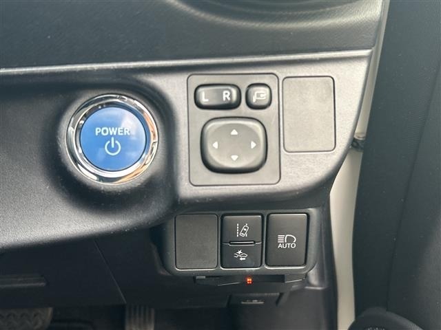 Toyota AQUA 2018 8174695-10