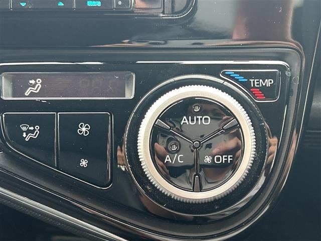 Toyota AQUA 2018 8174695-2