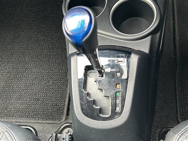 Toyota AQUA 2018 8174695-4