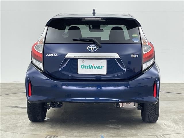 Toyota AQUA 2018 8174696-2