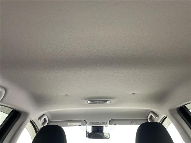 Toyota AQUA 2018 8174696-9