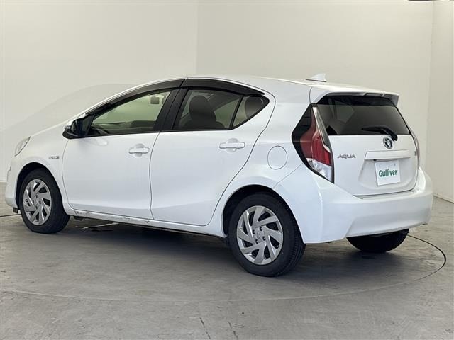 Toyota AQUA 2015 8174697-14