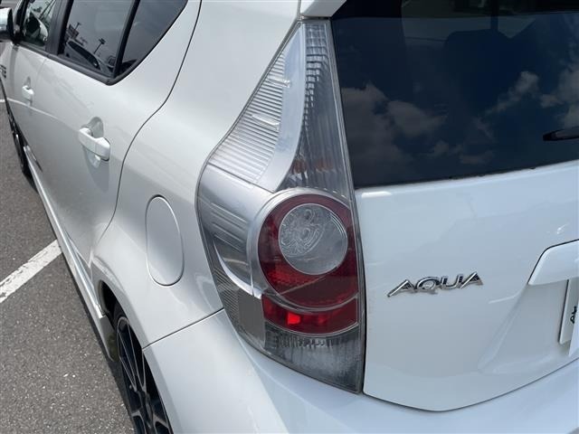 Toyota AQUA 2014 8174698-13