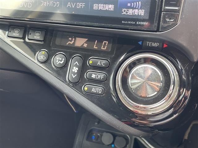 Toyota AQUA 2014 8174698-2