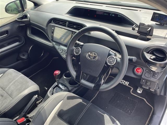 Toyota AQUA 2014 8174698-6
