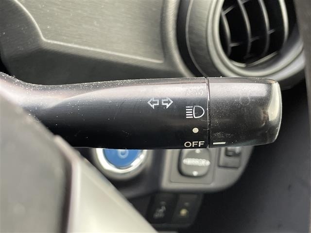 Toyota AQUA 2012 8174699-11