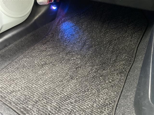 Toyota AQUA 2012 8174699-6
