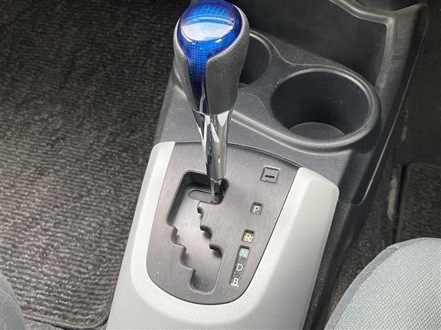 Toyota AQUA 2012 8174699-7
