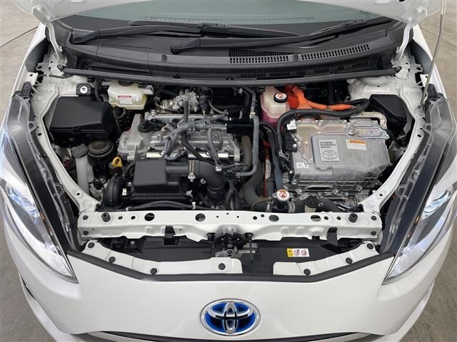 Toyota AQUA 2018 8174702-14