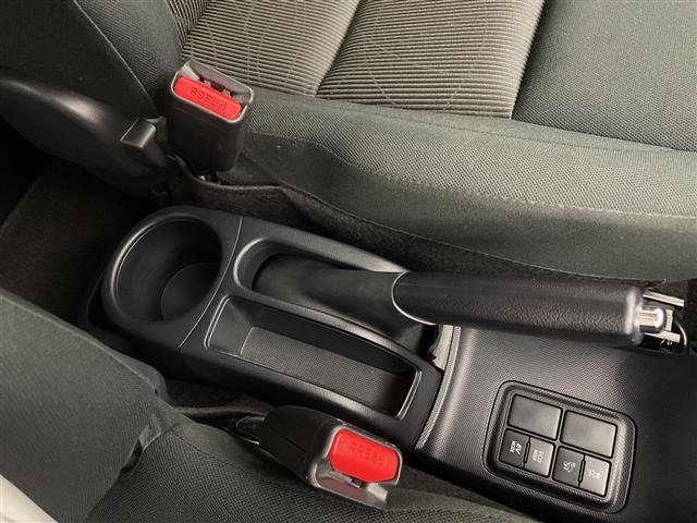 Toyota AQUA 2018 8174702-22