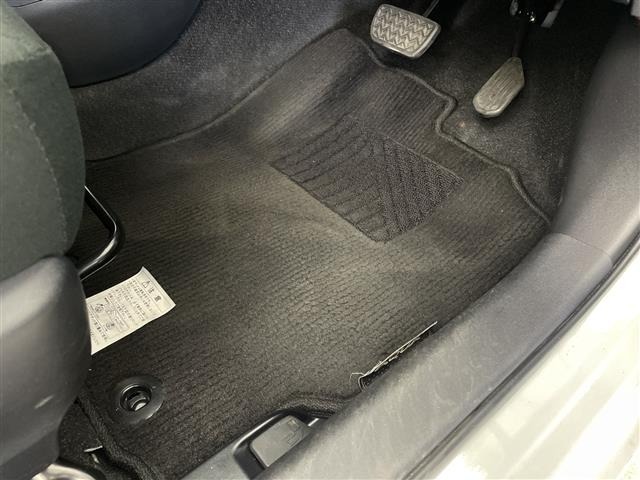Toyota AQUA 2018 8174702-4