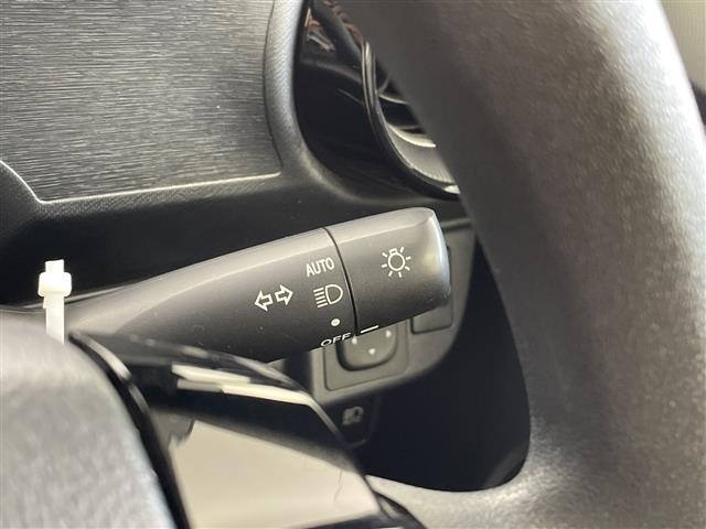 Toyota AQUA 2018 8174702-5