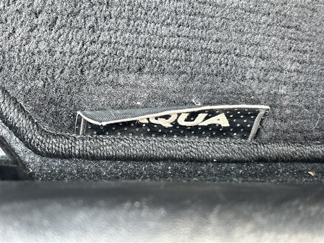 Toyota AQUA 2018 8174704-6