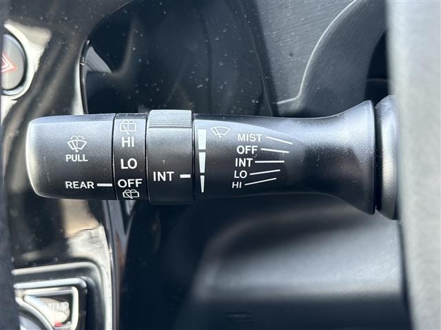 Toyota AQUA 2018 8174704-7