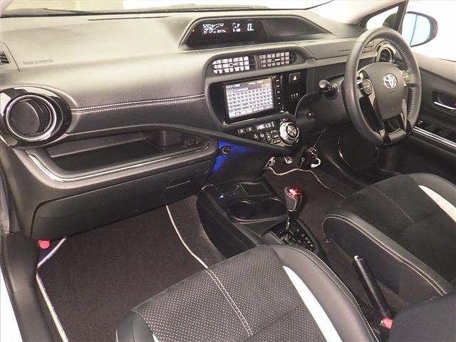 Toyota AQUA 2016 8174720-4