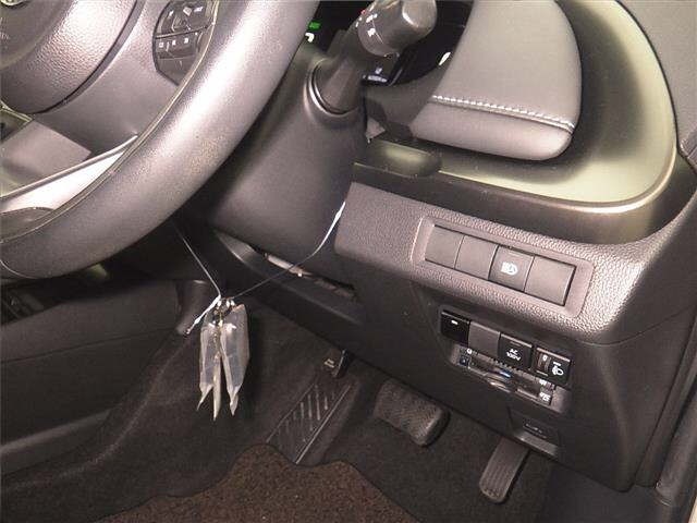 Toyota AQUA 2023 8174721-8