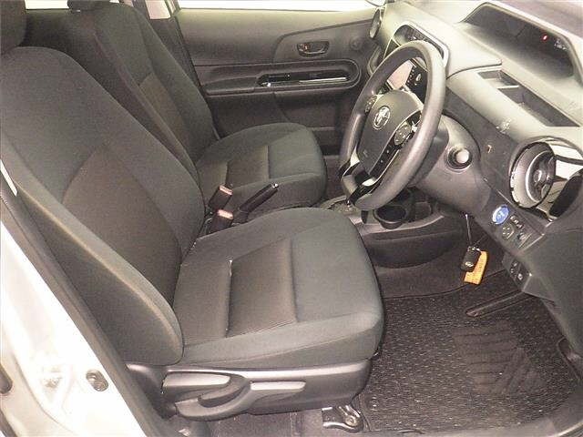 Toyota AQUA 2018 8174722-5