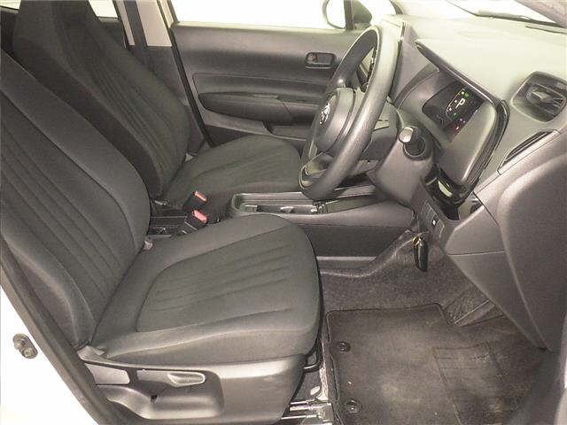 Toyota AQUA 2022 8174723-5