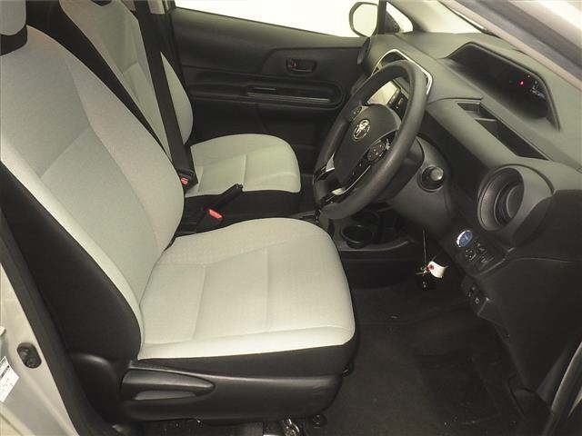 Toyota AQUA 2021 8174724-5
