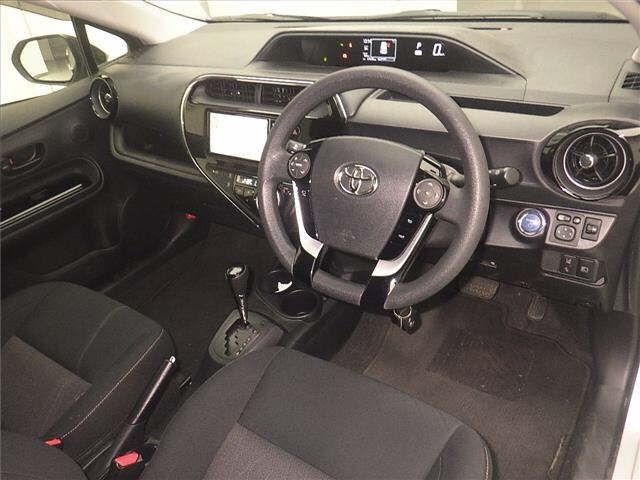 Toyota AQUA 2021 8174726-3