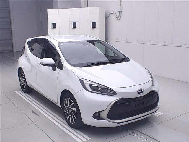 Toyota AQUA 2023 8174737-0