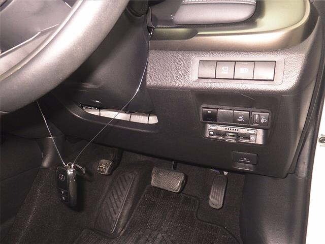 Toyota AQUA 2023 8174737-8