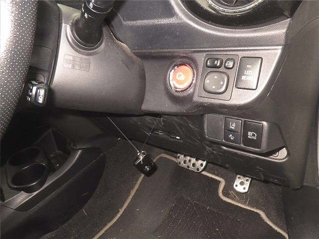 Toyota AQUA 2016 8174738-8