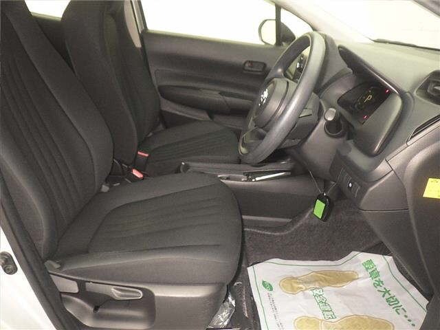 Toyota AQUA 2023 8174739-5