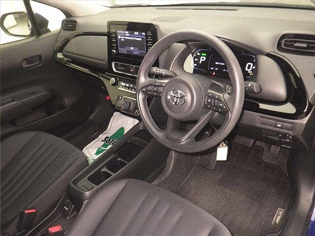 Toyota AQUA 2022 8174740-3