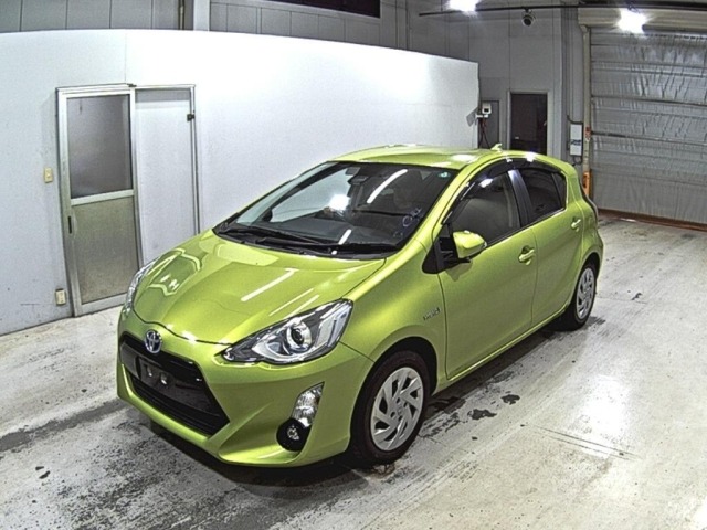 Toyota AQUA 2016 8174746-4