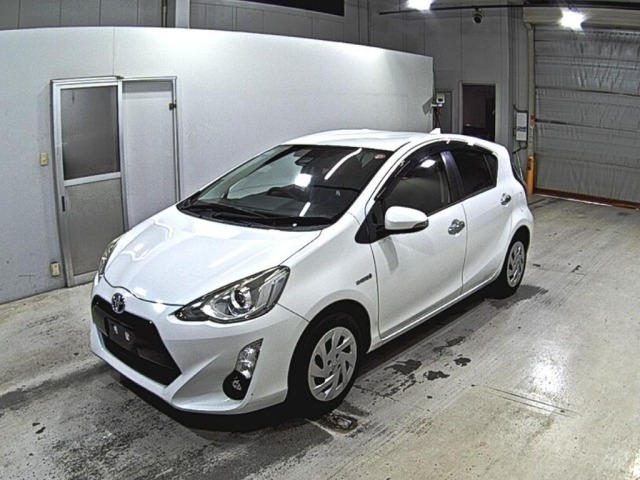 Toyota AQUA 2016 8174749-4