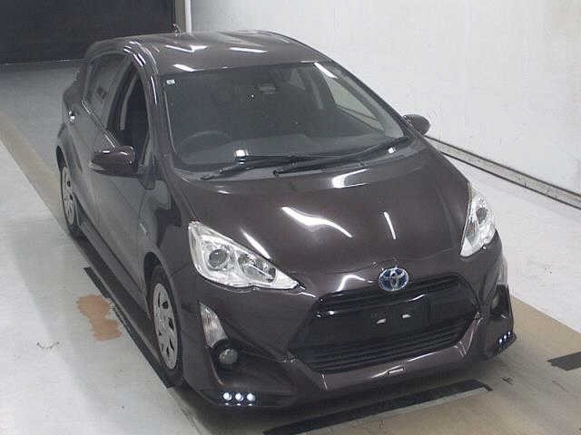 Toyota AQUA 2017 8174750-0