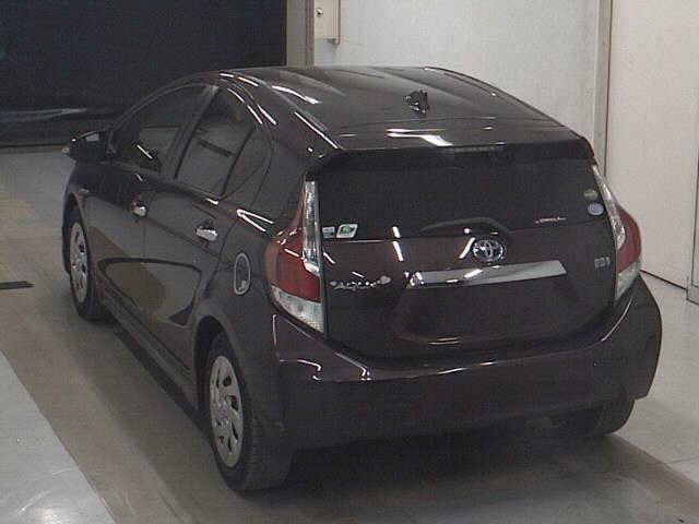 Toyota AQUA 2017 8174750-1