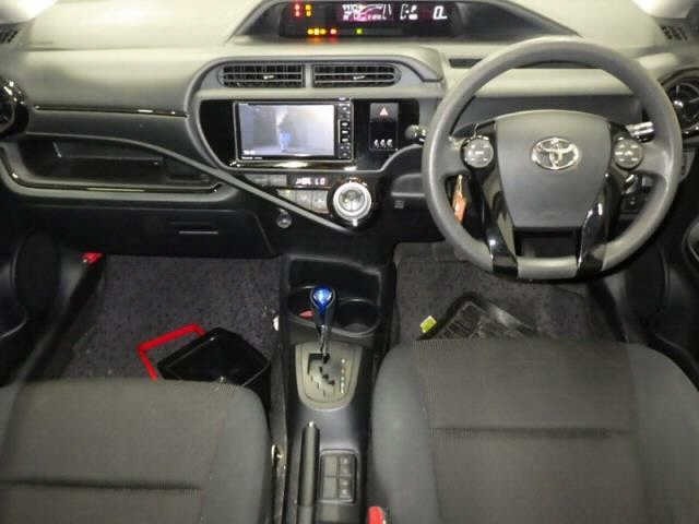Toyota AQUA 2017 8174750-3