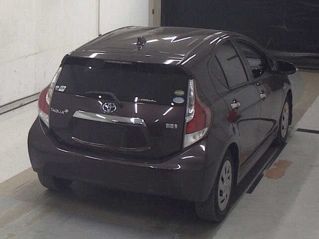 Toyota AQUA 2017 8174750-5