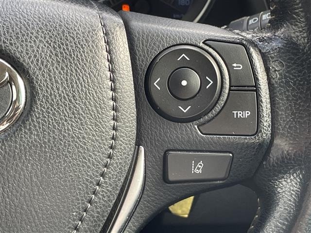 Toyota AURIS 2016 8174071-21