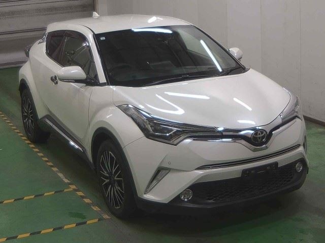 Toyota C-HR 2017 8174772-0