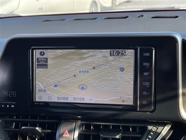 Toyota C-HR 2022 8174792-1
