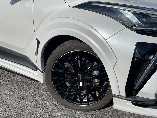 Toyota C-HR 2022 8174792-18